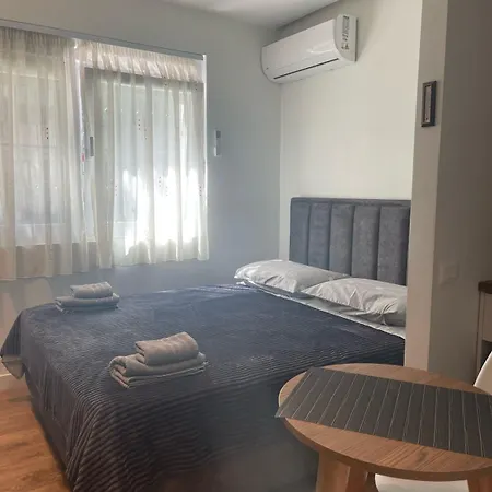 Downtown * 地拉那